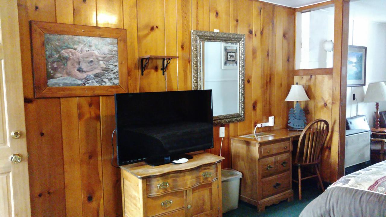 Dancing Bears Inn East Glacier Park Village Εξωτερικό φωτογραφία